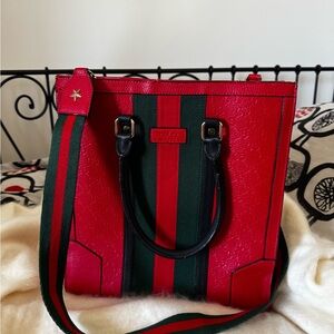 Stylish Red and Green Tote Bag